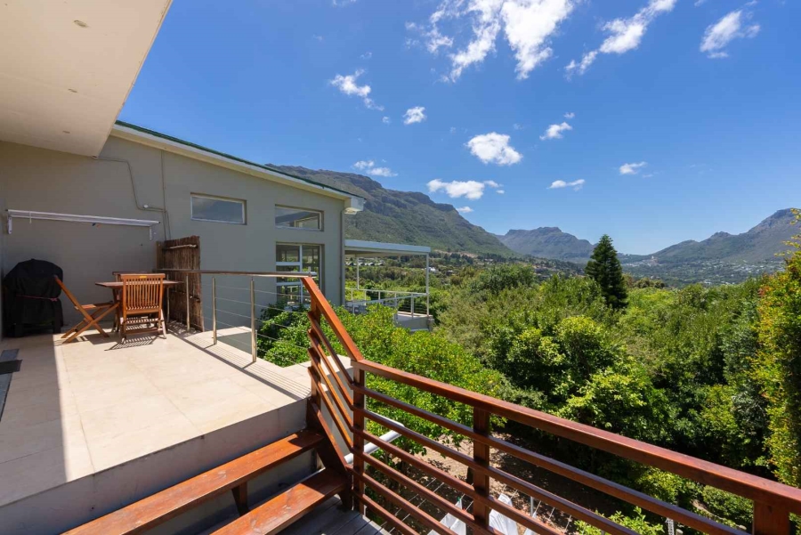 8 Bedroom Property for Sale in Mount Rhodes Western Cape